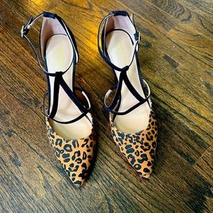 Christian Siriano for Payless size 9 beautiful animal print with sexy t strap